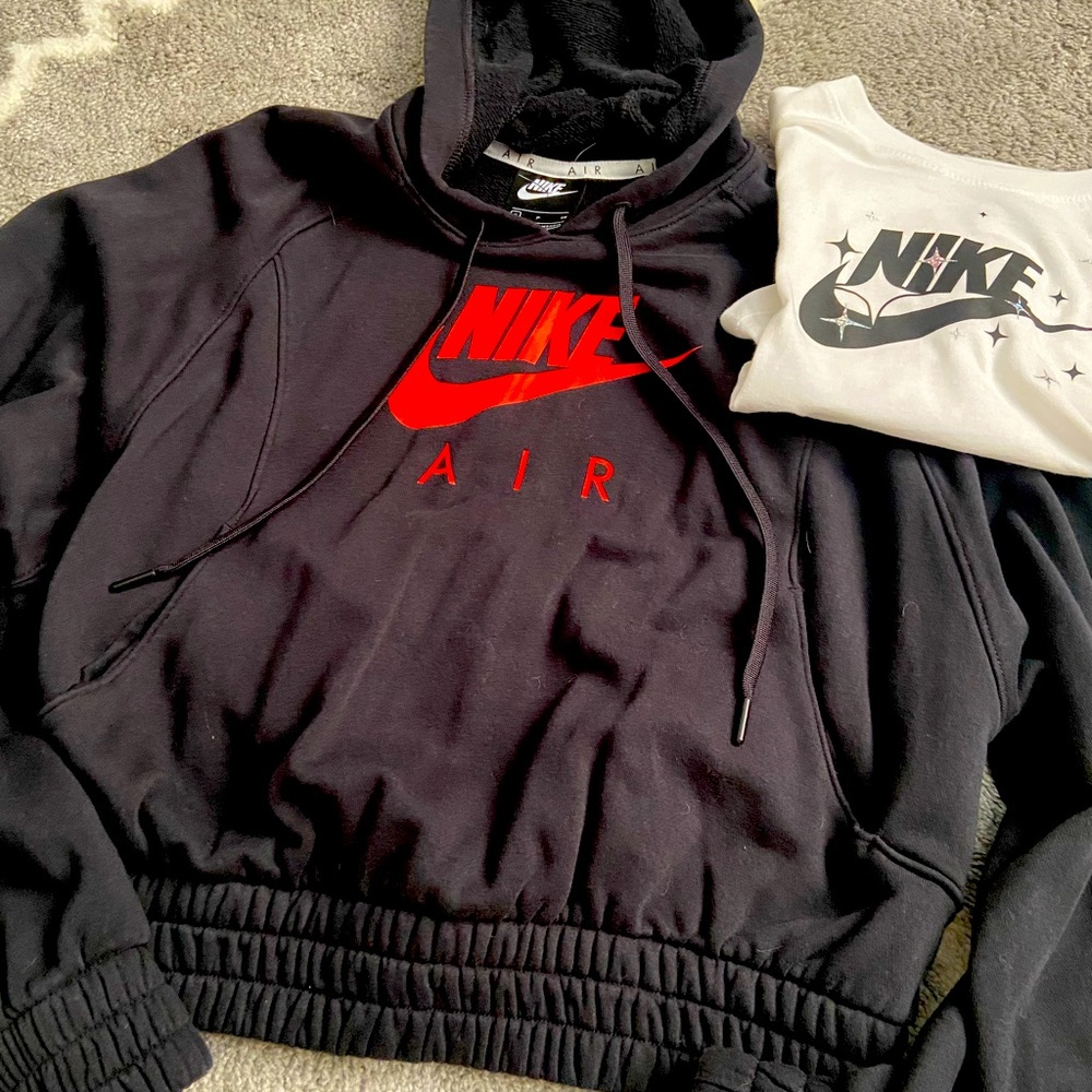 Nike hoodie with Nike cropped T-shirt